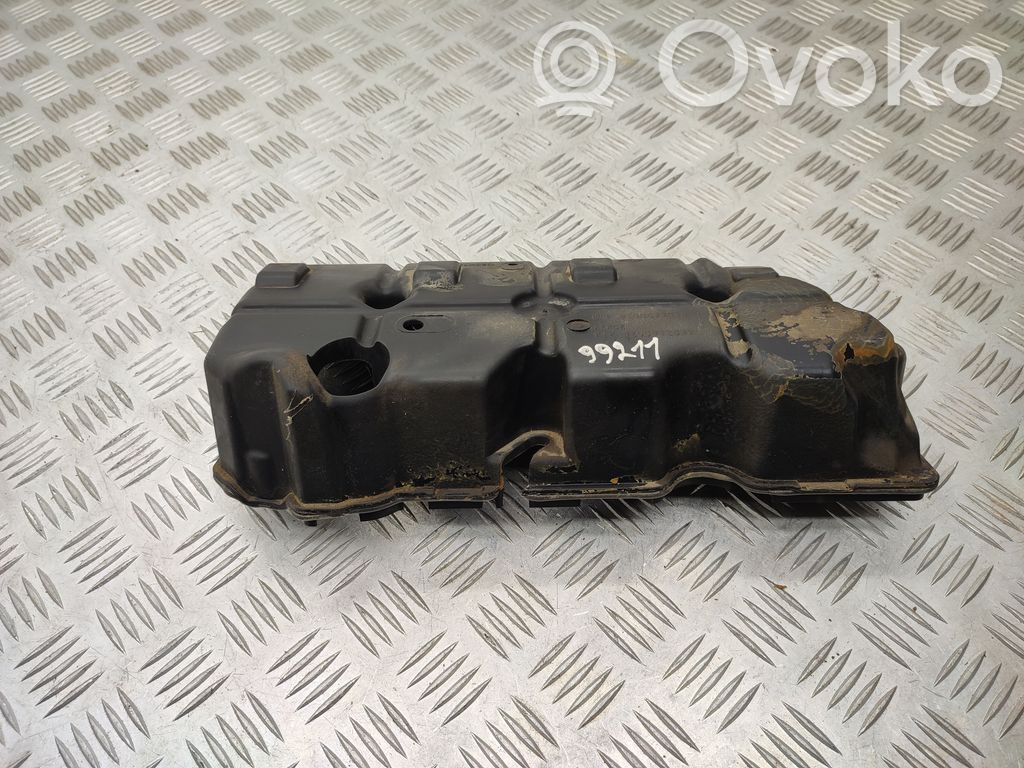 Suzuki Grand Vitara II Engine cover (trim) 