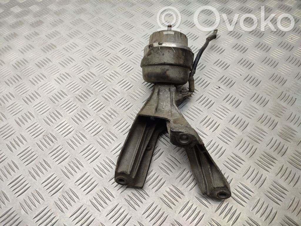 Engine mount bracket   4F0199382BK,4F0199308P