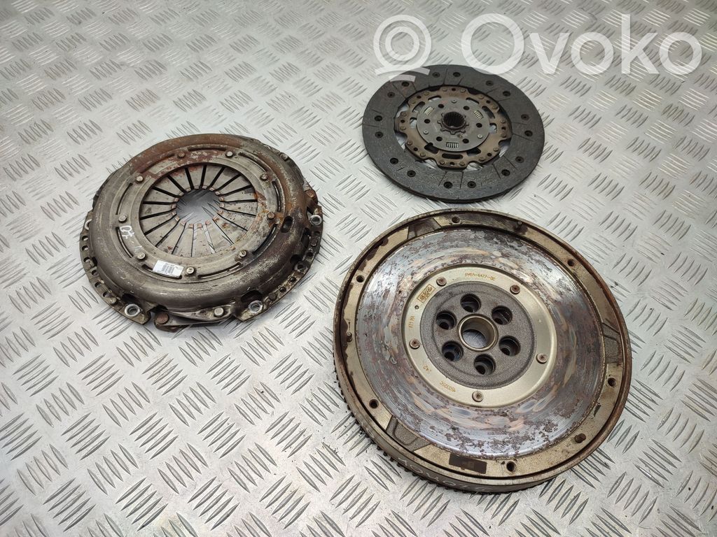 Volvo V70 Sajūga komplekts 