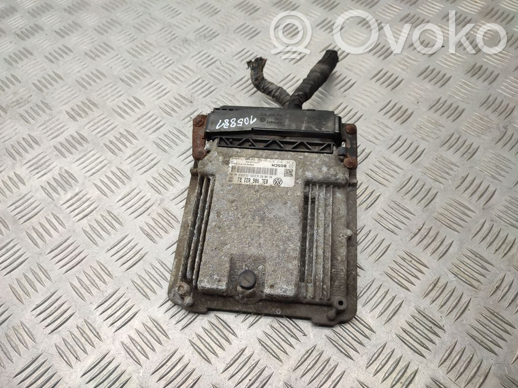 Skoda Superb B6 (3T) Engine control unit/module 