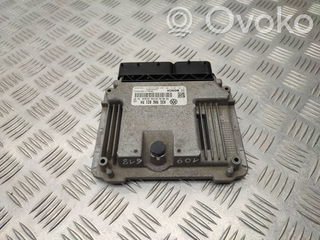 Volkswagen Caddy Engine control unit/module 