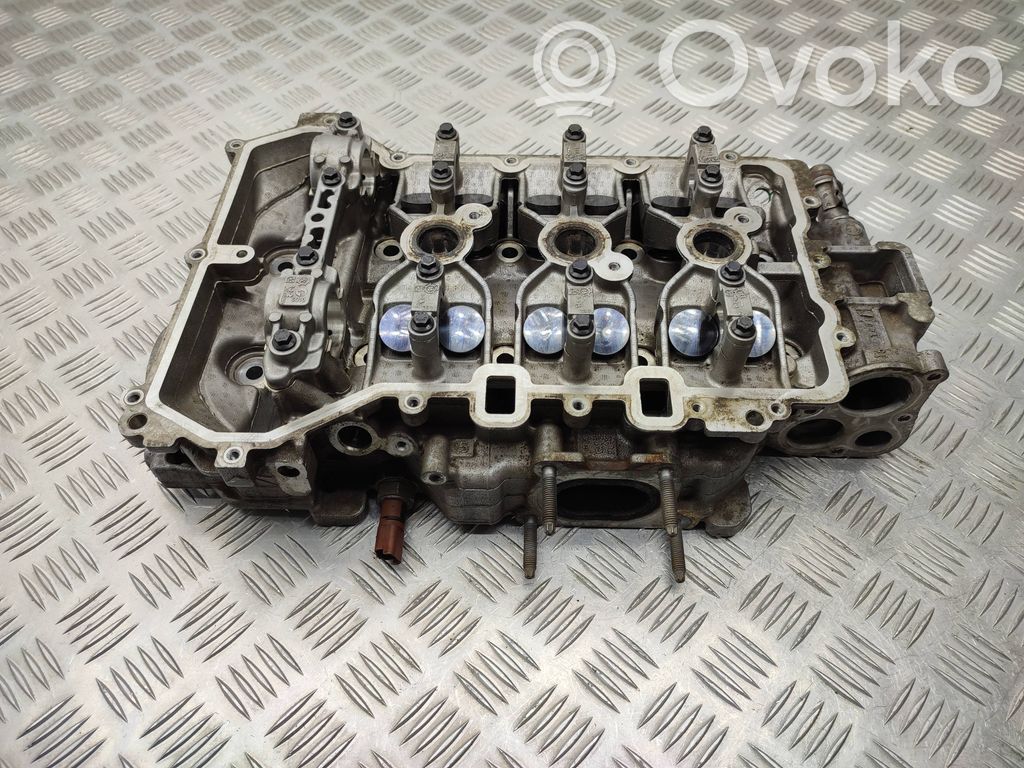 Peugeot 208 I Engine head 