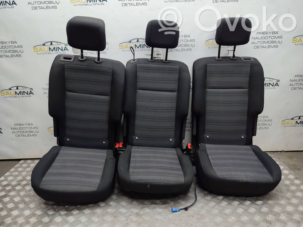 Opel Combo E Zweite Sitzreihe 