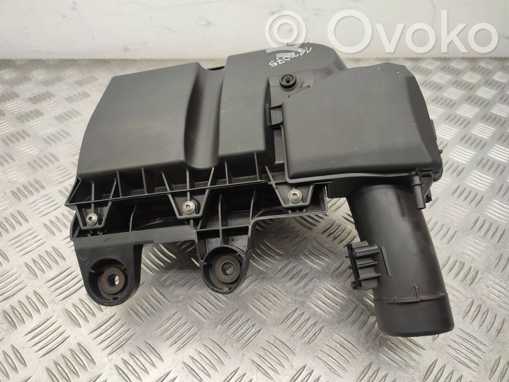 Air filter box   9828002080
