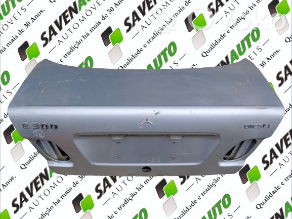 Mercedes-Benz E W210 Puerta del maletero/compartimento de carga 