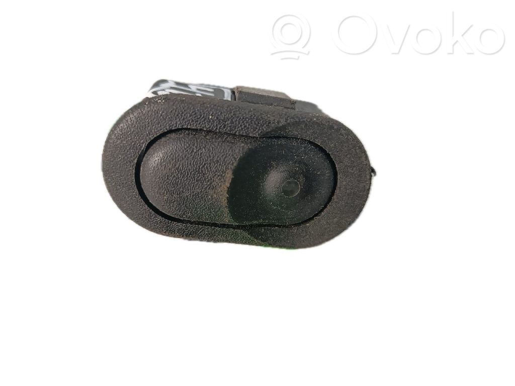 Electric window control switch   03155101,008008002,FRENTEDIREITO
