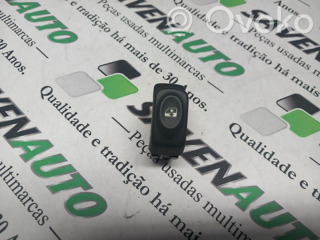 Electric window control switch   FRENTEDIREITO,838099D