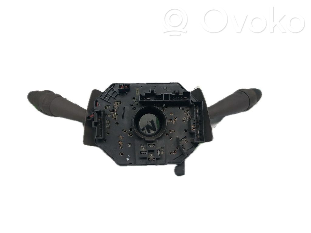 Other switches/knobs/shifts   COM,COMUTADOR