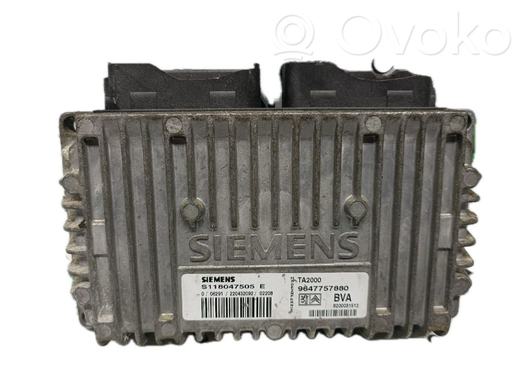 Unidad de control/módulo del motor   9647757880