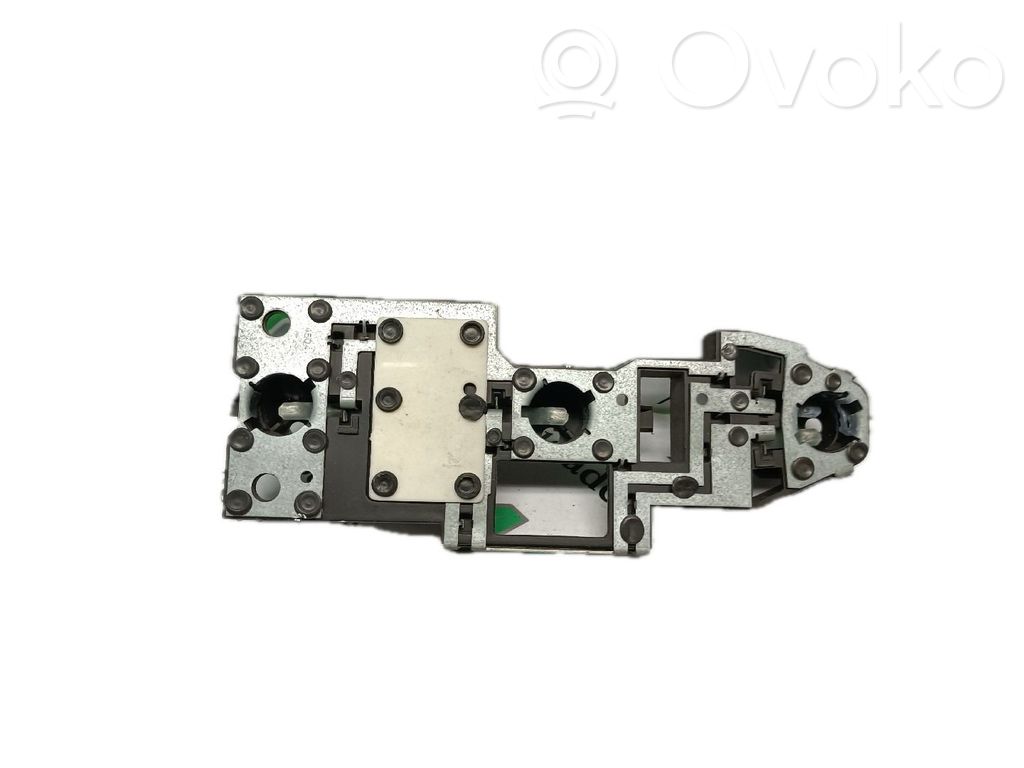 Citroen C5 Cubierta del soporte de la lámpara de la luz trasera 