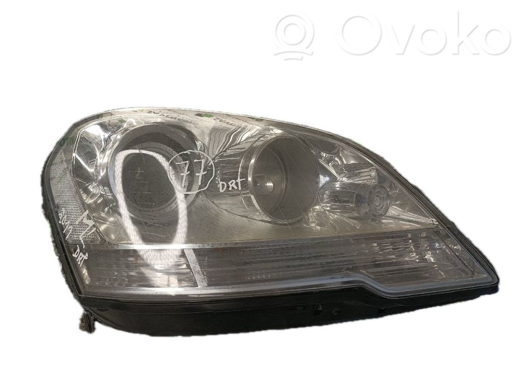 Mercedes-Benz ML W164 Lampa przednia 