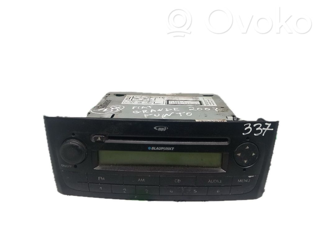 Fiat Grande Punto Panel / Radioodtwarzacz CD/DVD/GPS 