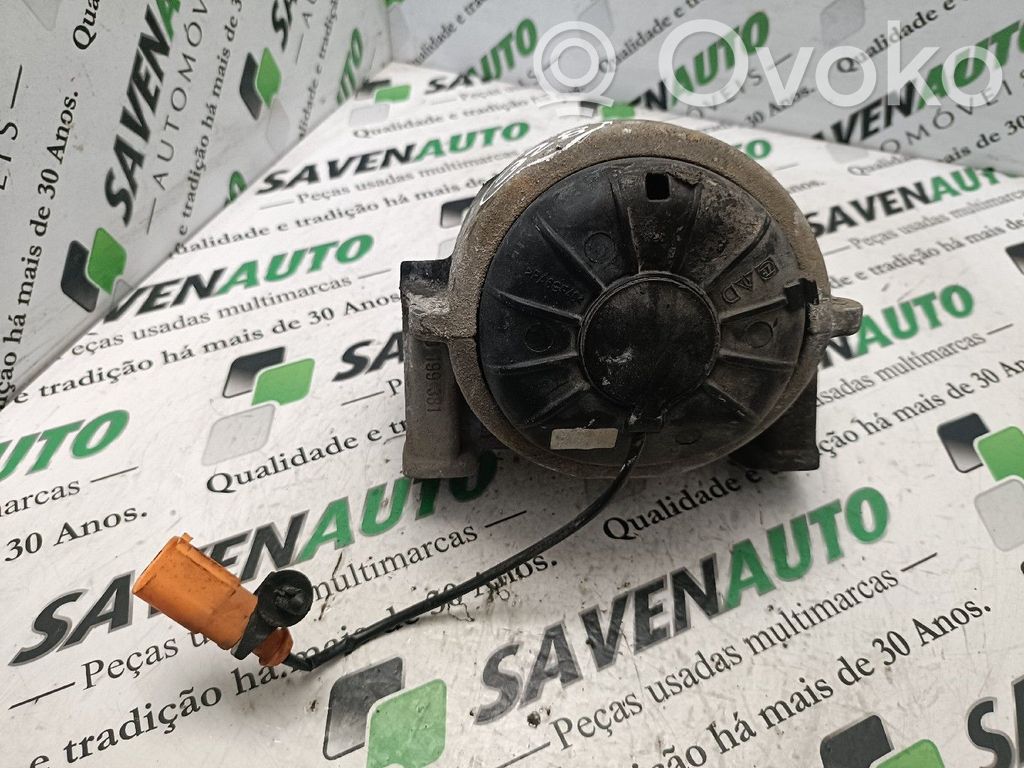 Engine mount bracket   8K0199381