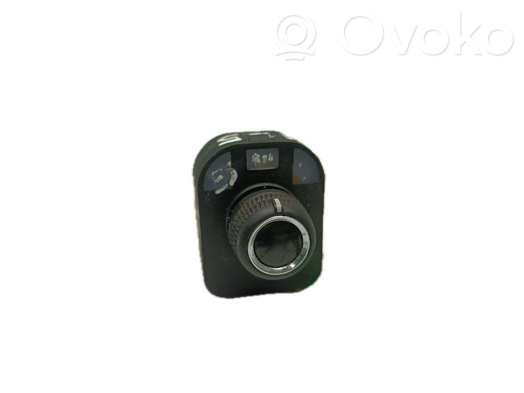 Audi RS4 B8 Interruptor del espejo lateral 