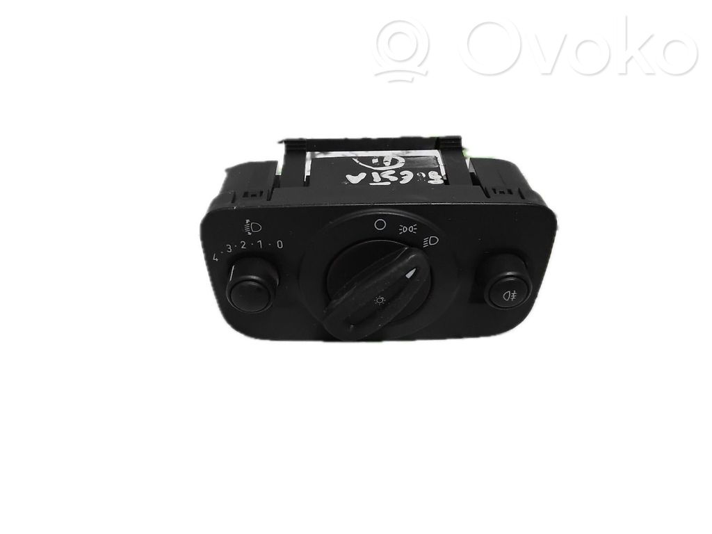 Ford Fiesta Light switch 