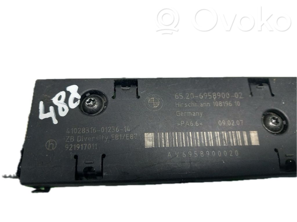 BMW 1 E81 E87 Muut ohjainlaitteet/moduulit 