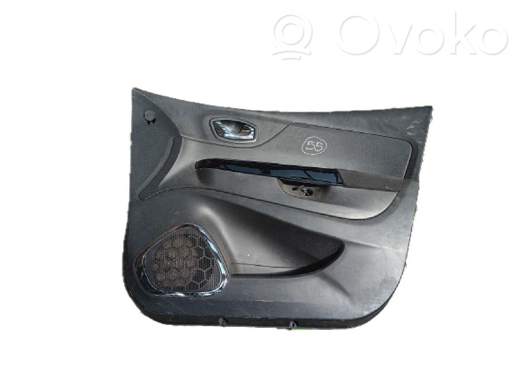 Renault Captur Etuoven verhoilu 