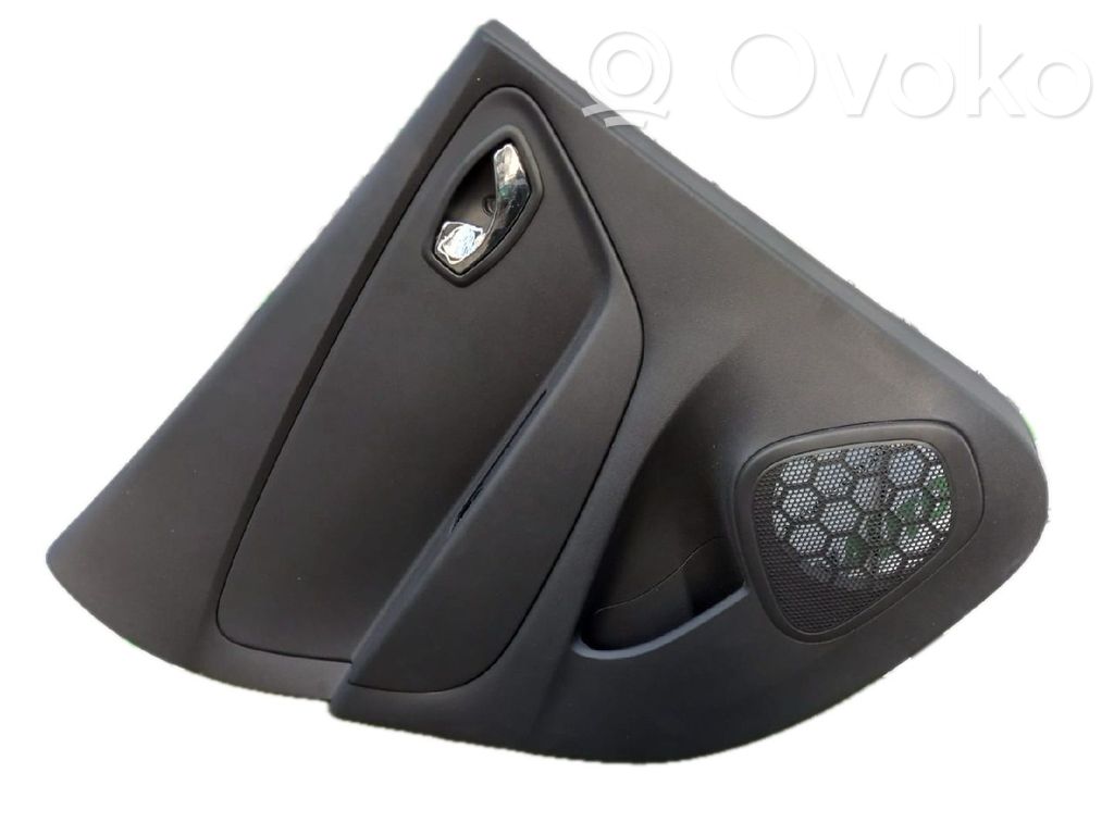Renault Captur Boczki / Poszycie drzwi tylnych 
