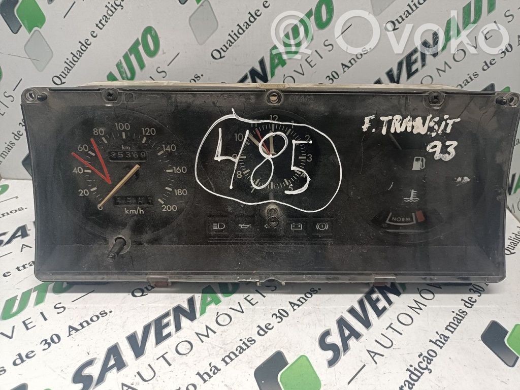 Spidometrs (instrumentu panelī)   86VB10848AA