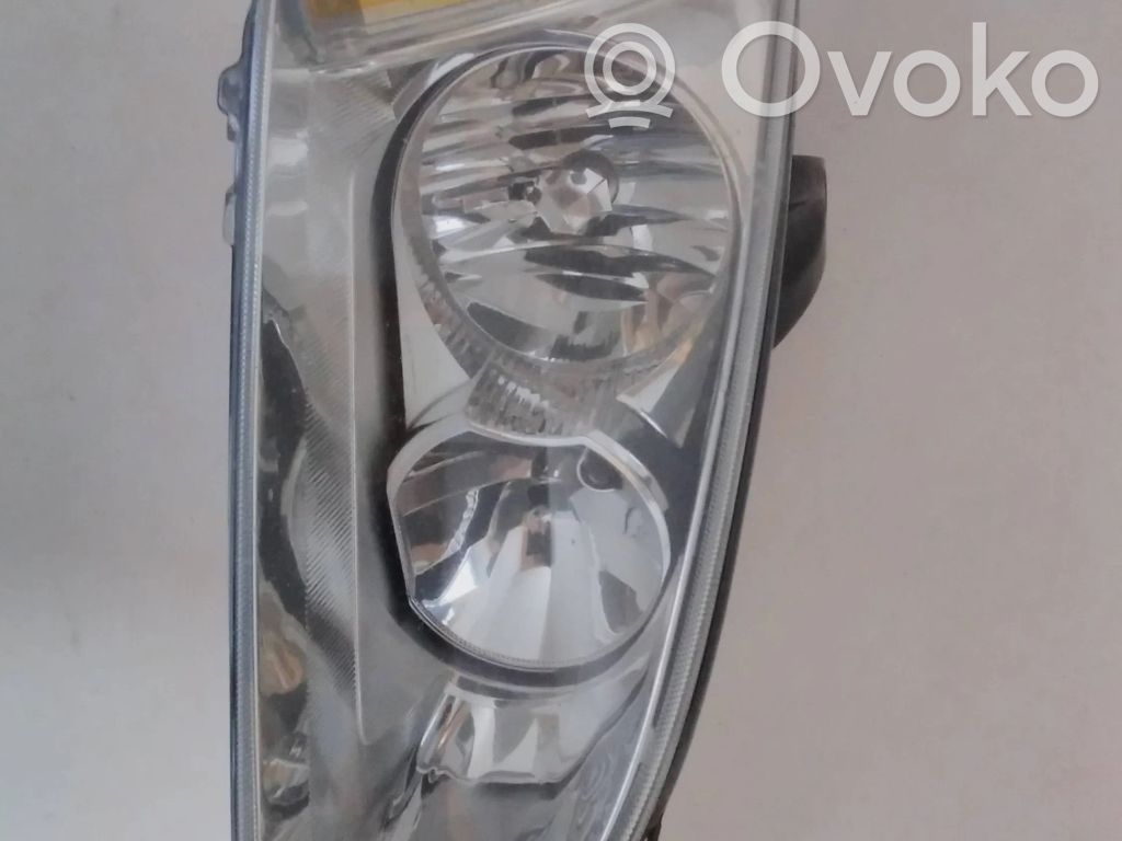 Ford Focus Headlight/headlamp 