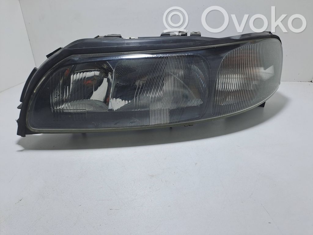 Volvo V70 Headlight/headlamp 