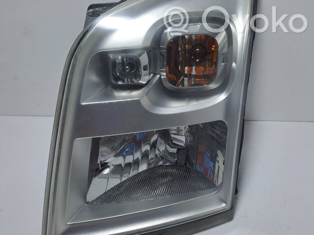 Ford Connect Headlight/headlamp 