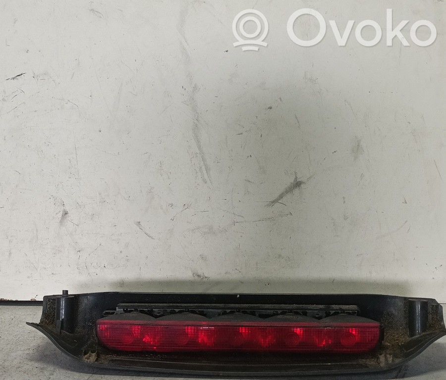 Kolmas/lisäjarruvalo   714027000,ZACK