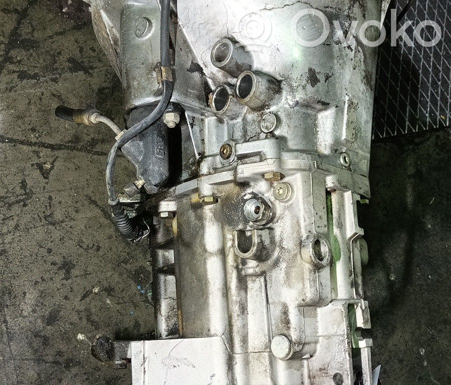 Manual 5 speed gearbox   AKU,BRUNO,DEZ25