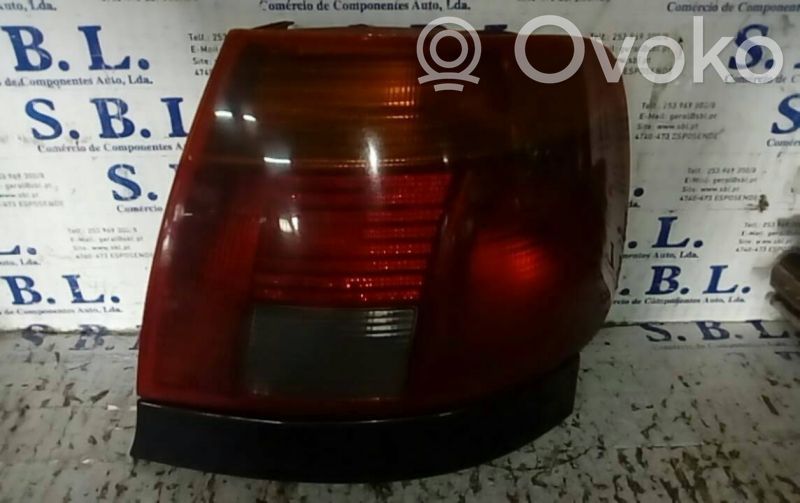 Audi A4 S4 B5 8D Luz trasera/de freno 