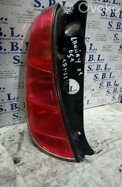 Tailgate rear/tail lights