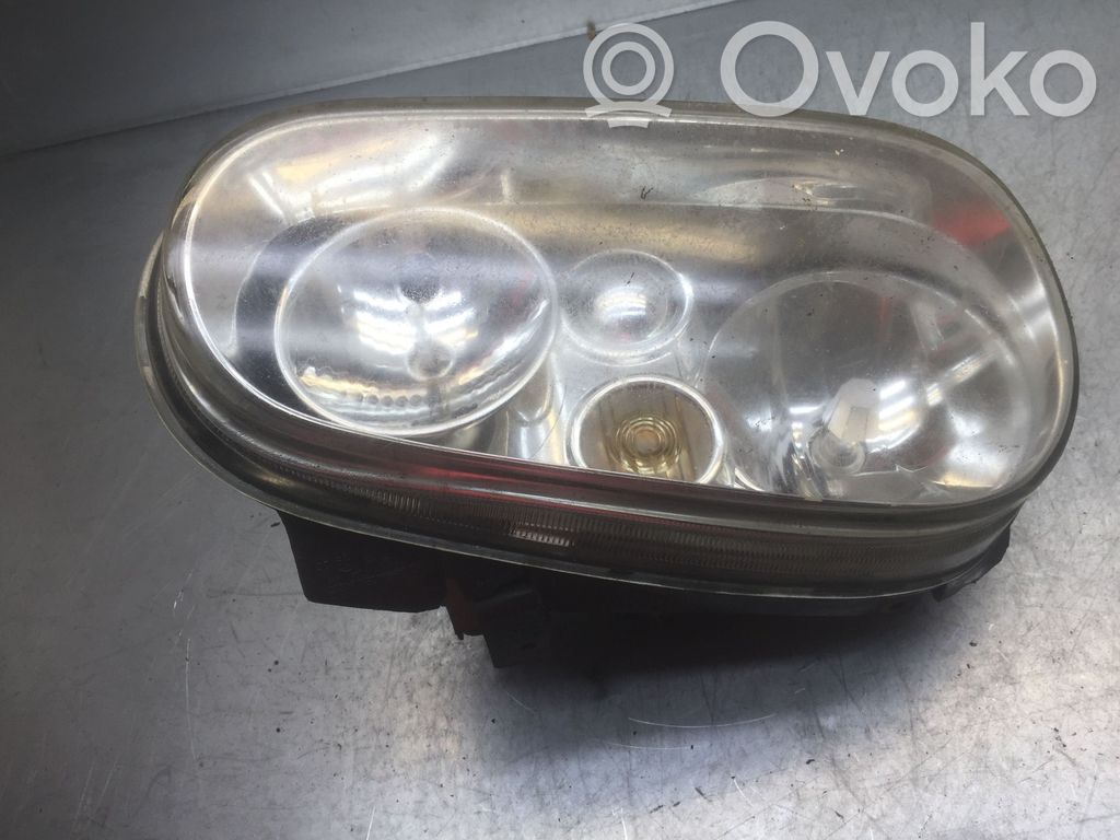Volkswagen Golf IV Lampa przednia 
