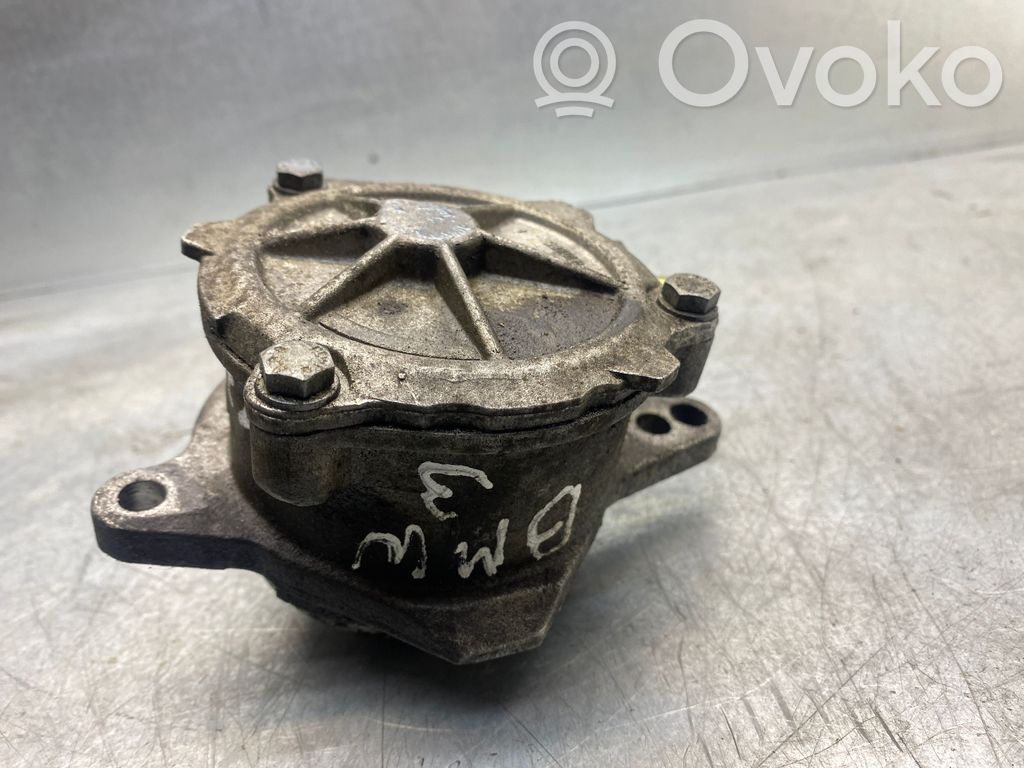 BMW 3 E36 Vacuum pump 
