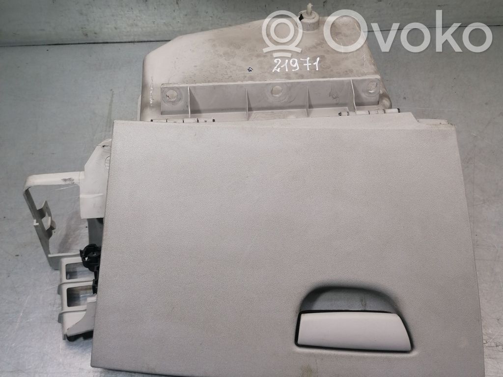 Fiat Stilo Glove box 