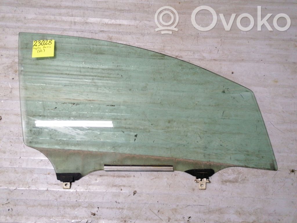 Toyota Auris 150 Front door window glass four-door 