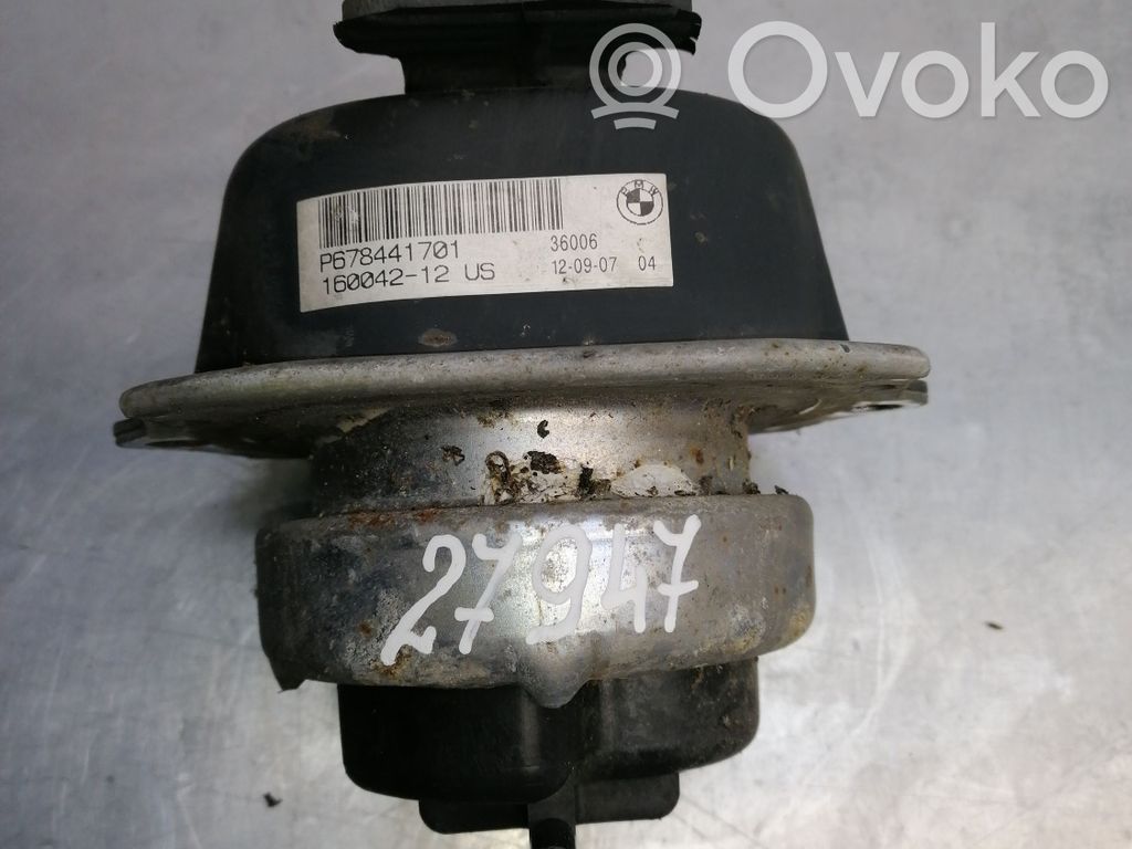 BMW X5 E70 Engine mount bracket 