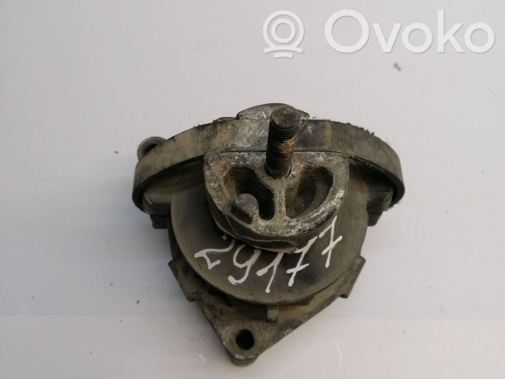 Saab 9-5 Engine mount bracket 