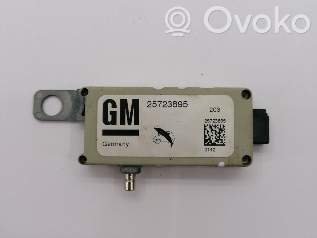 Cadillac CTS Antenos stiprintuvas 