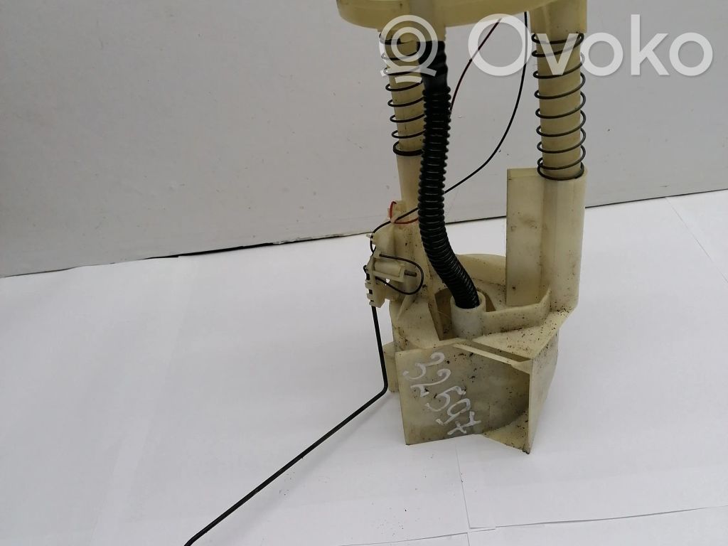 Renault Laguna I Fuel level sensor 