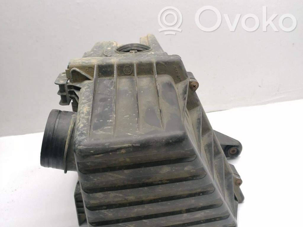 Volkswagen Fox Air filter box 