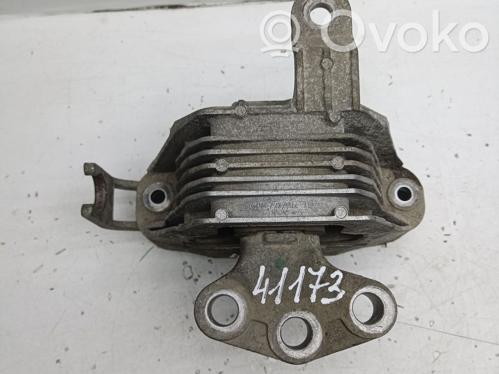 Opel Astra J Engine mount bracket 