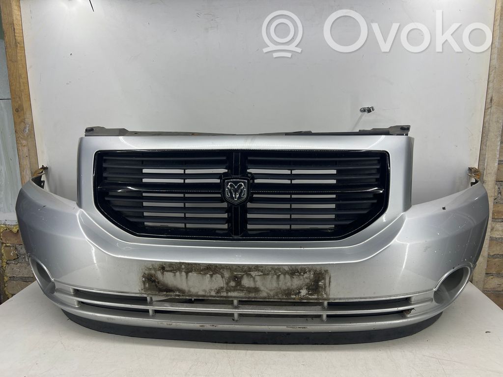 Dodge Caliber Priekinis bamperis 