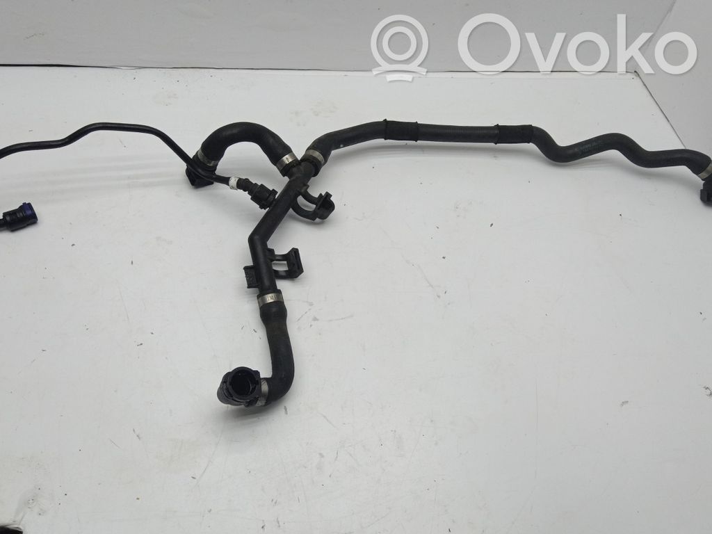 BMW 7 F01 F02 F03 F04 Conductă/furtun lichid de răcire motor 
