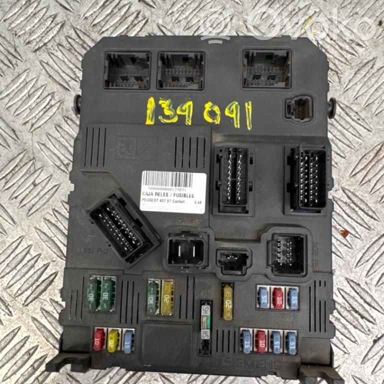 Peugeot 207 CC Fuse module 