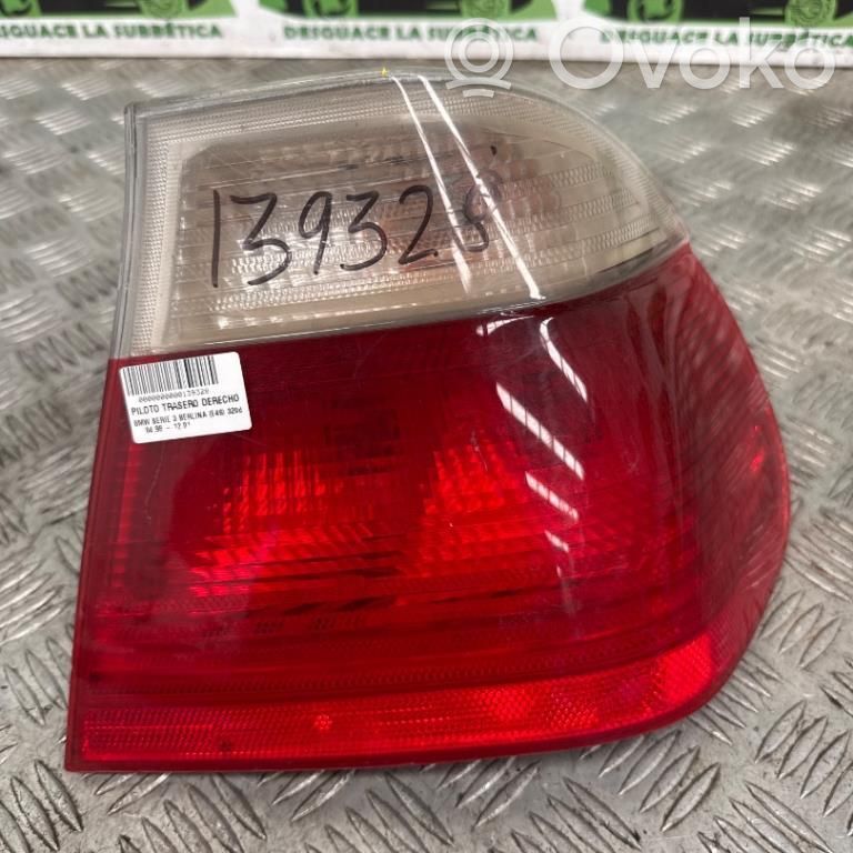 Rear/tail lights   230022R2