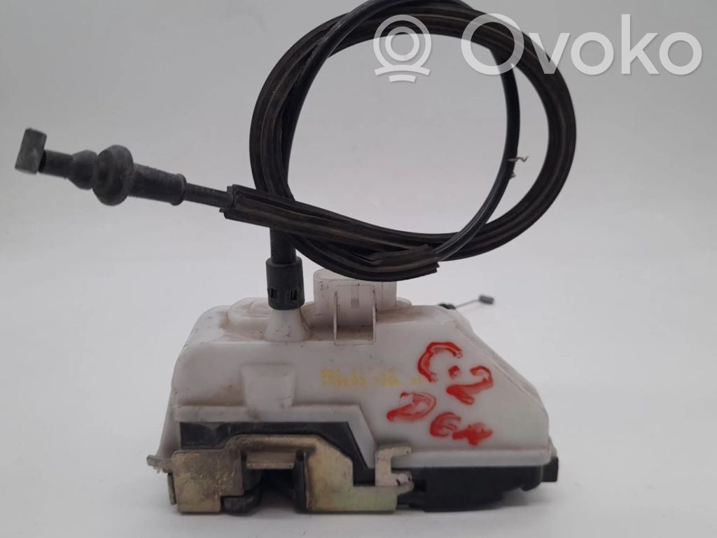 Citroen C3 Priekšpusē slēdzene 