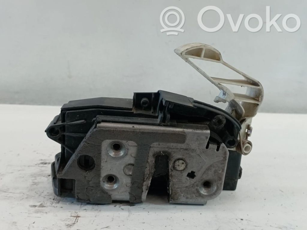Ford Fiesta Zamek drzwi przednich 