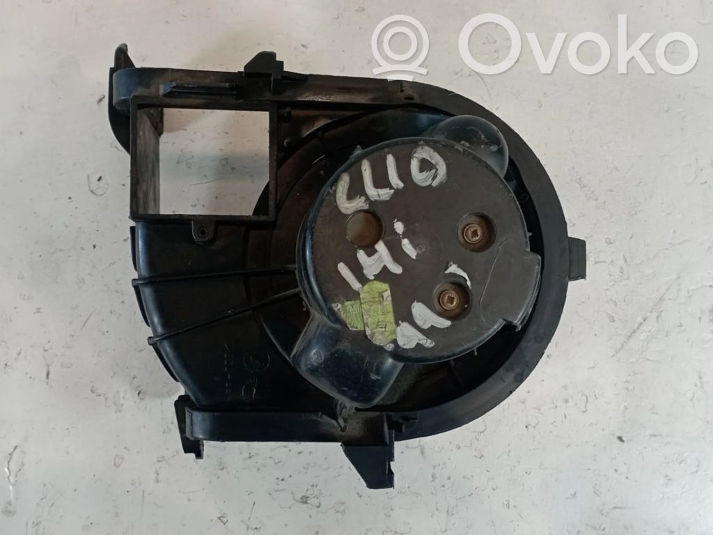 Renault Clio I Ilmastointilaitteen läpän käyttölaite/moottori (A/C) 