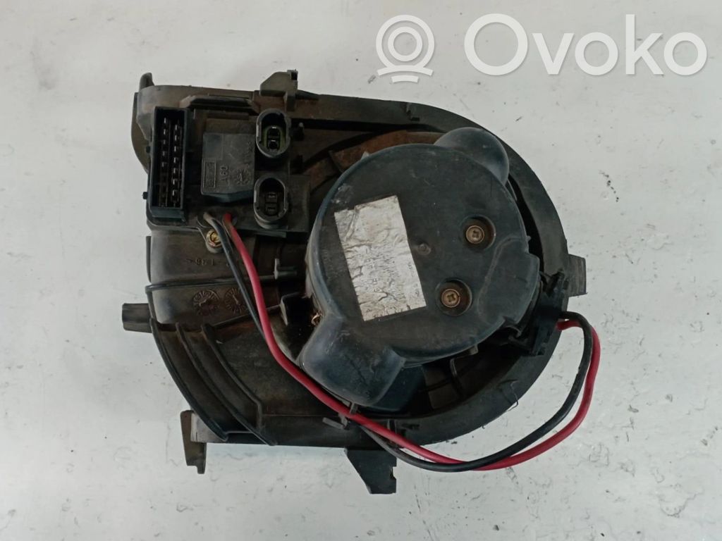 Renault Clio I Ilmastointilaitteen läpän käyttölaite/moottori (A/C) 