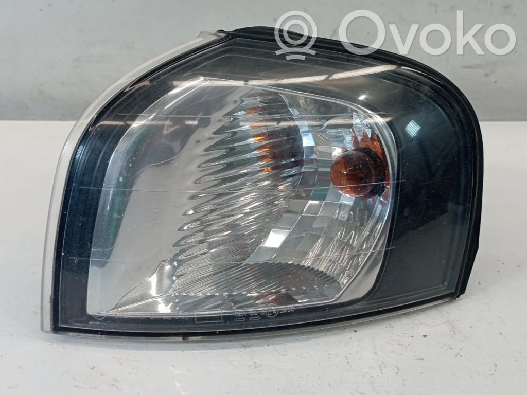 Volvo S80 Front indicator light 