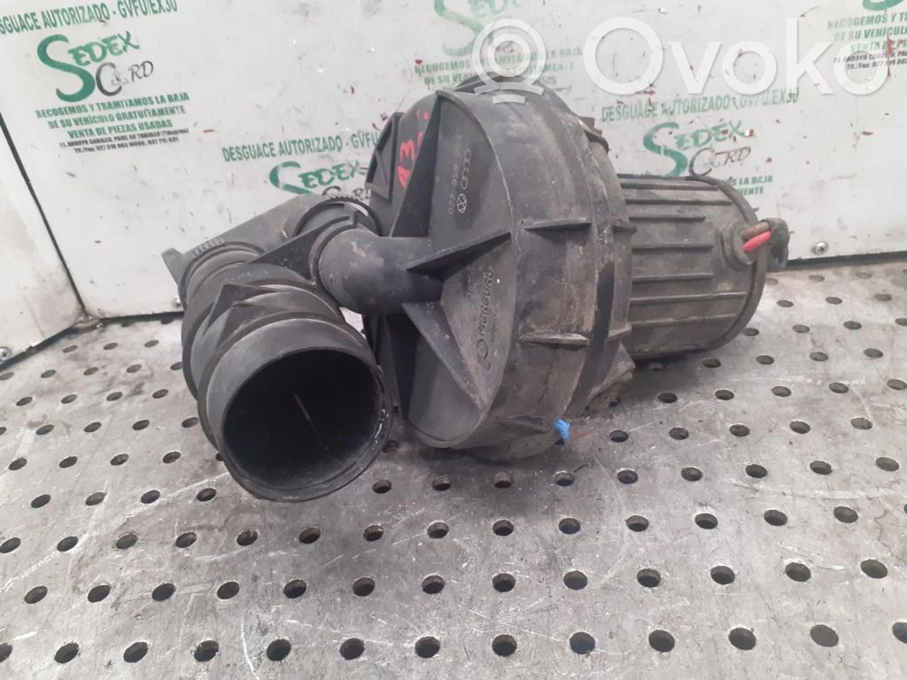 Audi A3 S3 A3 Sportback 8P Przepływomierz masowy powietrza MAF 